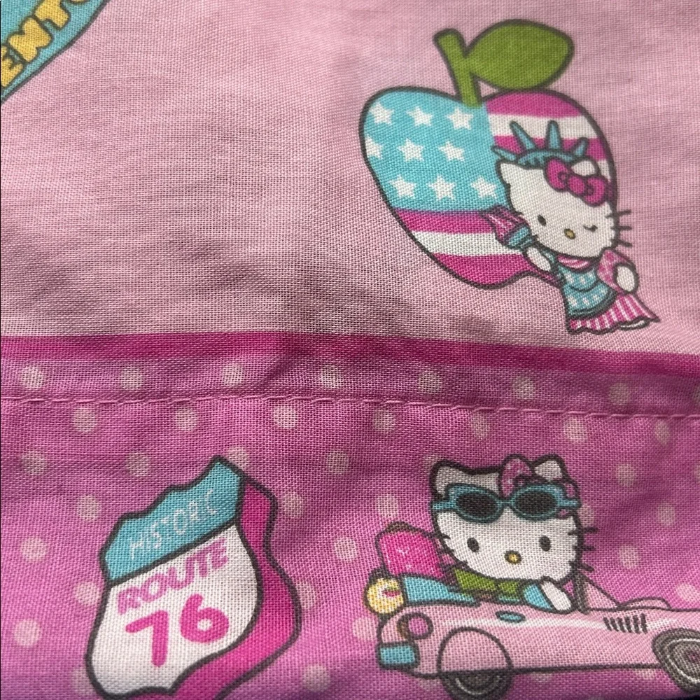 Hello Kitty US States flat sheet 94” x 65”